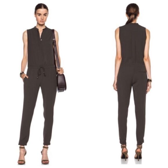 Vince Grey Jumpsuit Sleeveless Button Front Slim Leg Size 8 - Picture 1 of 15